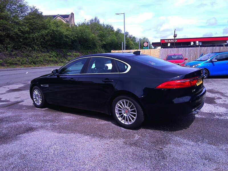 Jaguar XF D Prestige RV67XPA Black #6