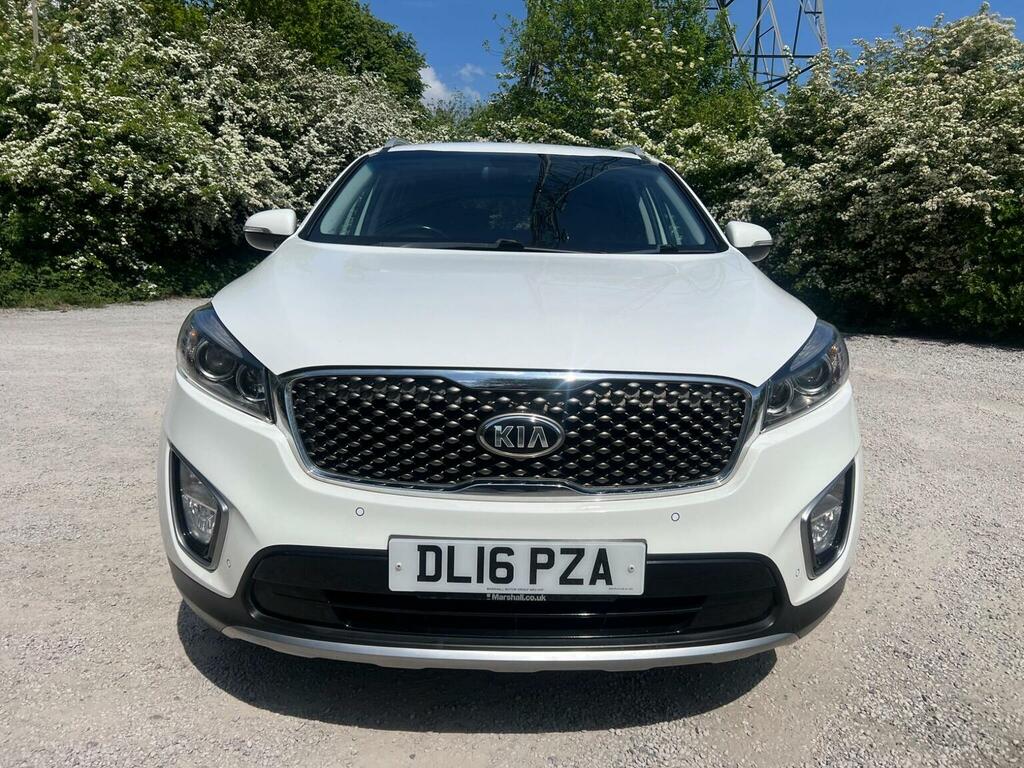 Kia Sorento Suv 2.2 Crdi Kx-2 Awd Euro 6 Ss 2016 DL16PZA White #2