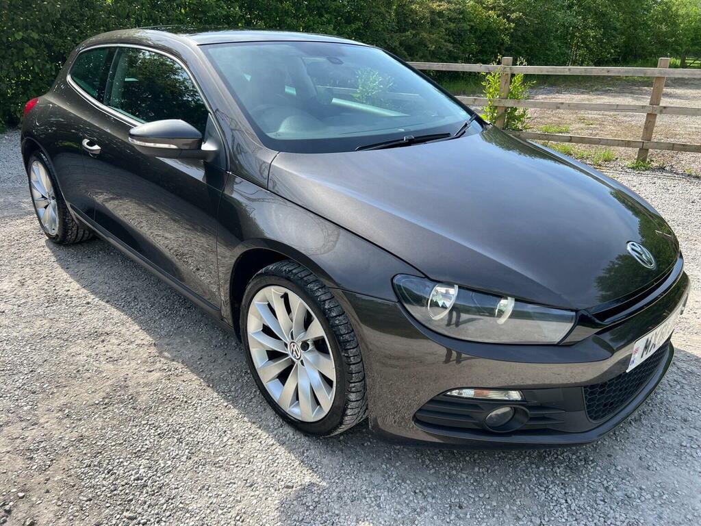 Volkswagen Scirocco Hatchback 2.0 Tdi Bluemotion Tech Gt Dsg Euro 5 S Brown