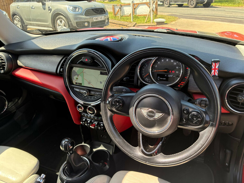 Mini Hatch 2.0 Cooper S Hatchback YG15AVX Red #4