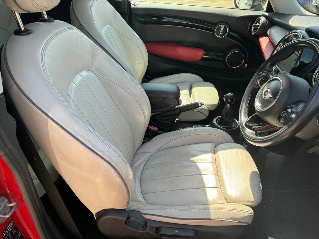 Mini Hatch 2.0 Cooper S Hatchback YG15AVX Red #5