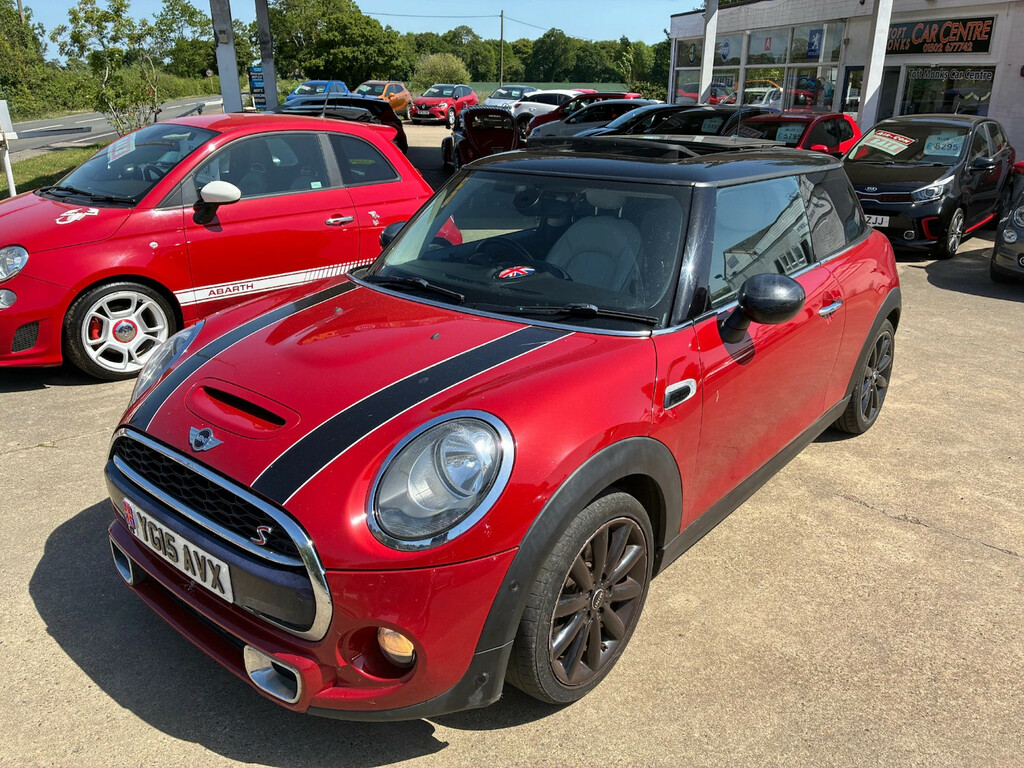 Mini Hatch 2.0 Cooper S Hatchback Red