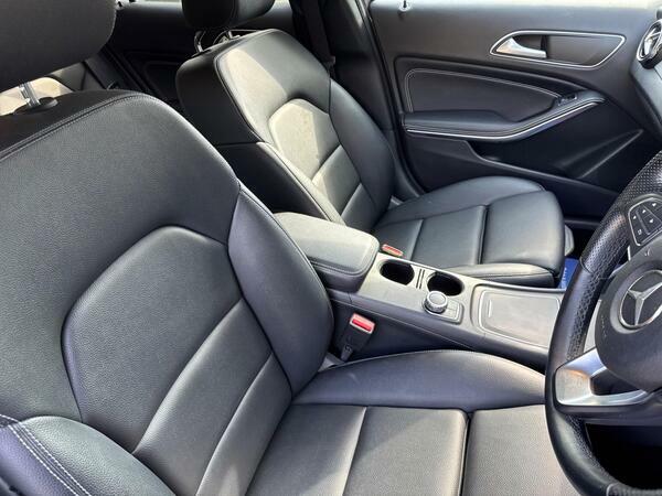 Mercedes-Benz GLA Class 1.6 Gla200 Sport Premium 7G-dct Euro 6 Ss AJ19YZR Grey #6