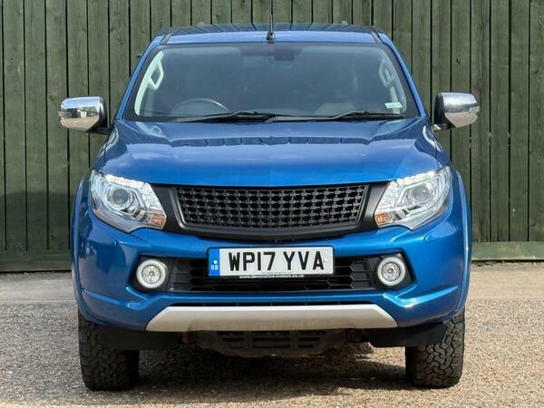 Mitsubishi L200 2.4 Di-d Dc Warrior Pickup Double Cab M WP17YVA Blue #4