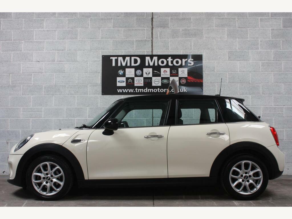 Mini Hatch 1.5 Cooper D Euro 6 S S White #4