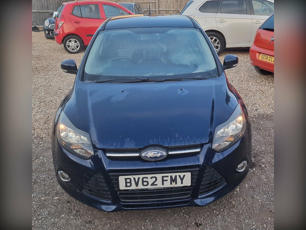 Ford Focus 1.6 Zetec Hatchback Euro 5 105 BV62FMY Blue #4