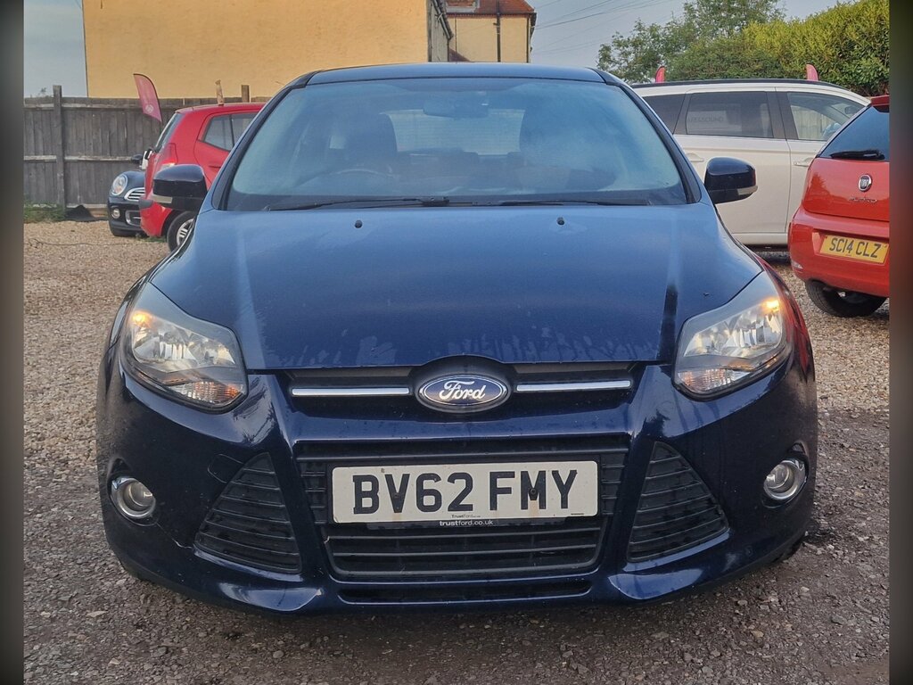 Ford Focus 1.6 Zetec Hatchback Euro 5 105 BV62FMY Blue #3