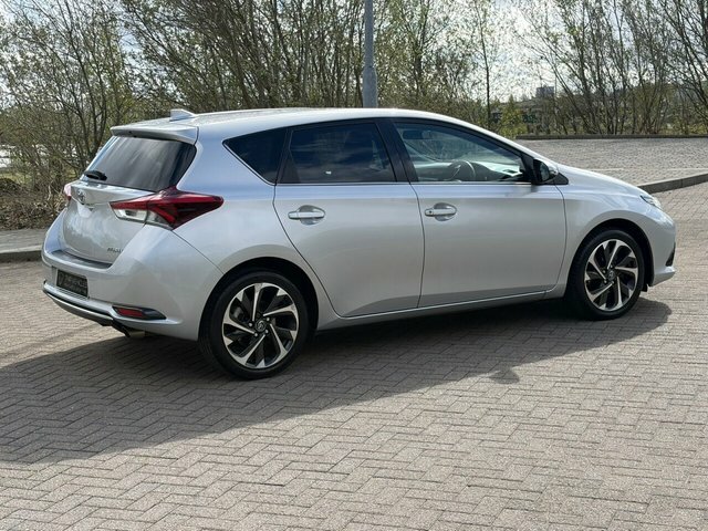 Toyota Auris 2015 1.2 Vvt-i Design Hatchback Silver #6