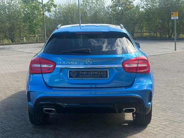 Mercedes-Benz GLA Class 2015 2.1 Gla220d Amg Line Premium Plus Suv D KP65CXX Blue #5