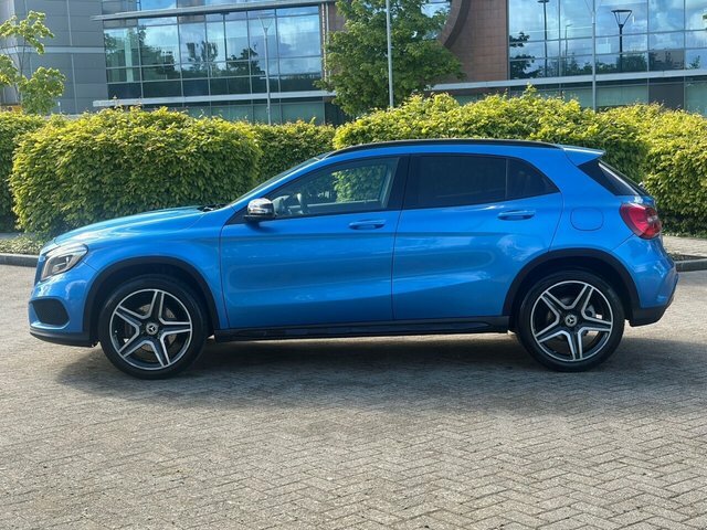 Mercedes-Benz GLA Class 2015 2.1 Gla220d Amg Line Premium Plus Suv D KP65CXX Blue #6