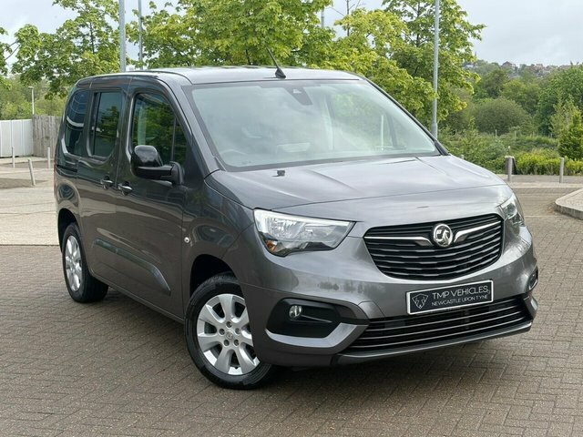 Vauxhall Combo-e Life 2022 50Kwh Se Mpv 5 Seat, 7.4Kw Grey