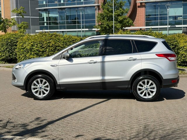Ford Kuga 2015 2.0 Tdci Titanium Suv 2Wd E MD65ZXK Silver #3