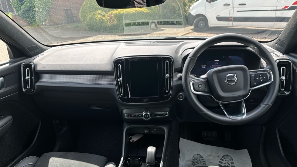 Volvo XC40 Plus, B4 Mild Hybrid, Dark Cruise Control NG74FVR Grey #5