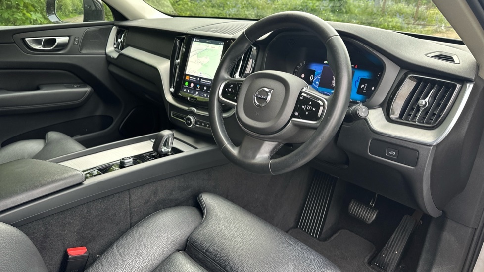 Volvo XC60 2.0 B4 Mhev Plus Suv Hybrid Awd Eu WD73LGU Silver #4