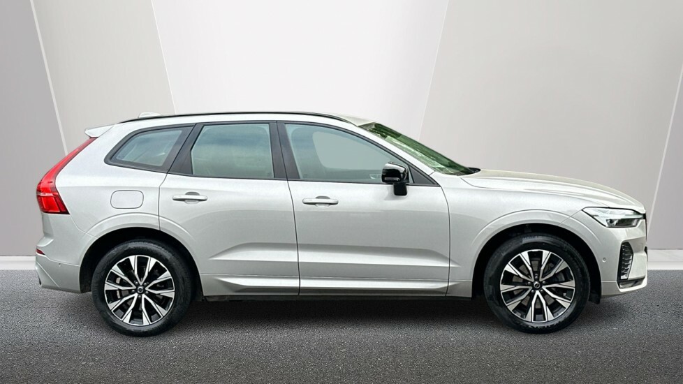 Volvo XC60 2.0 B4 Mhev Plus Suv Hybrid Awd Eu WD73LGU Silver #3