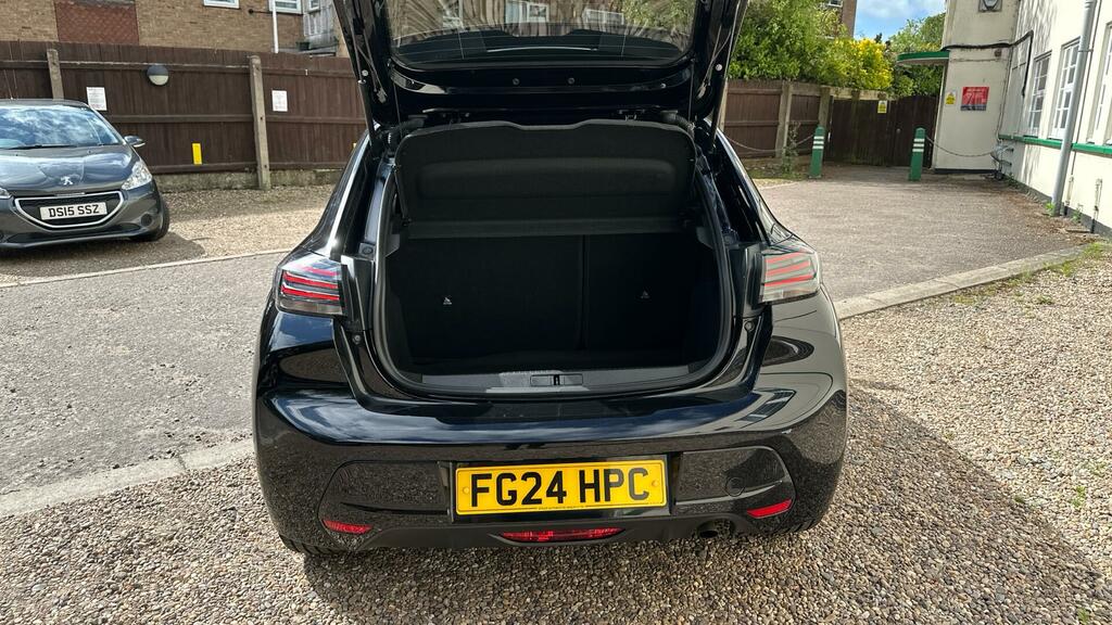 Peugeot 208 1.2 Puretech Allure Euro 6 Ss FG24HPC Black #3