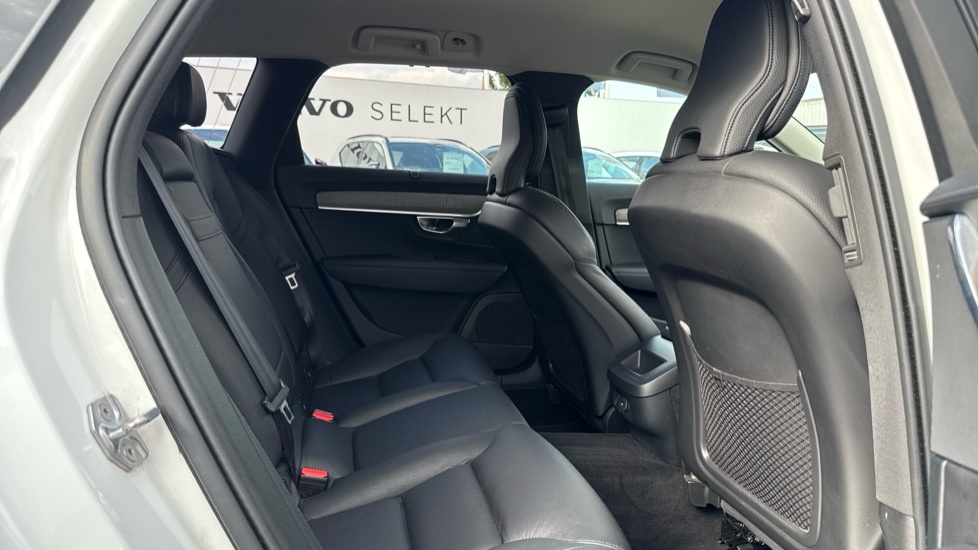 Volvo V90 Cross Country Country, B5 Awd Mild Hybrid Driver Assistance Pa White #6