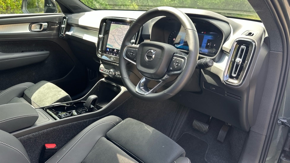 Volvo XC40 2.0 B3 Mhev Ultra Dark Suv Hybrid Dct A BK26RDZ  #4