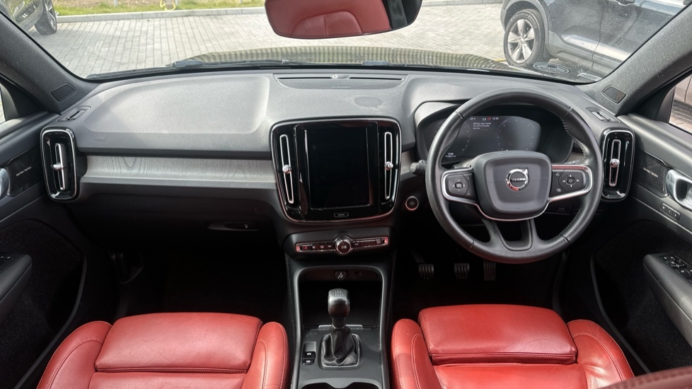 Volvo XC40 D3 Inscription Pro Black #5