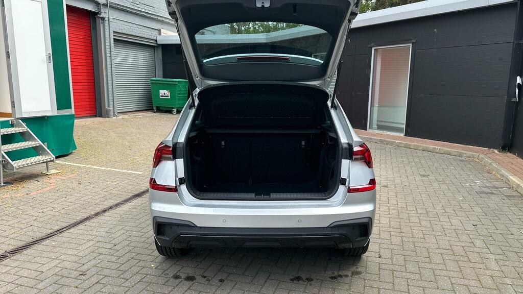 Skoda Kamiq 1.5 Tsi Act Monte Carlo Dsg Euro 6 Ss Silver #4