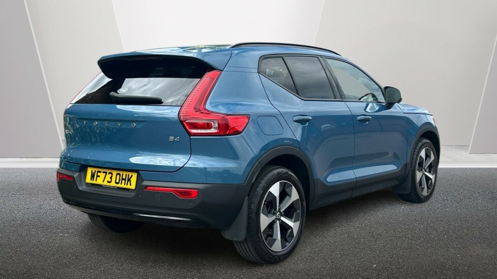 Volvo XC40 Ultimate, B4 Mild Hybrid, Dark WF73OHK Blue #2