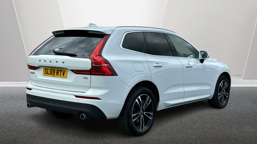 Volvo XC60 2.0 T4 190 Edition Geartronic Full Volvo Serv SL69RTV White #2