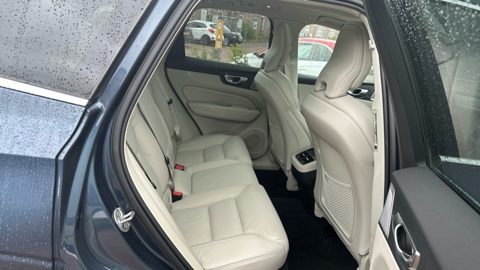 Volvo XC60 Ultra, B5 Awd Mild Hybrid, Bright RE25PWX Blue #6