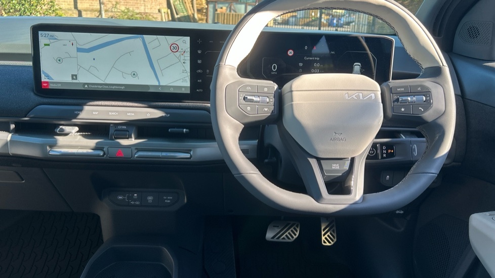 Kia EV3 81.4Kwh Gt-line FP26ABV White #6