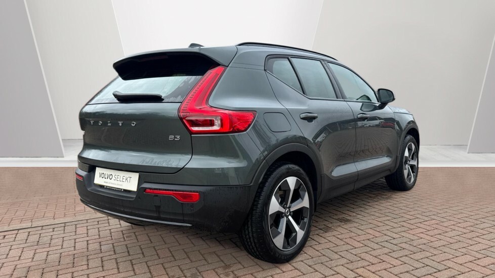 Volvo XC40 Plus, B3 Mild Hybrid, Dark BT26OZE Blue #2