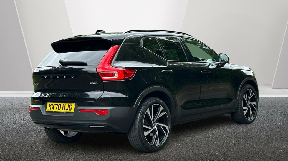 Volvo XC40 2.0 B5 Mhev R-design Pro Suv Hybrid Aut Black #2
