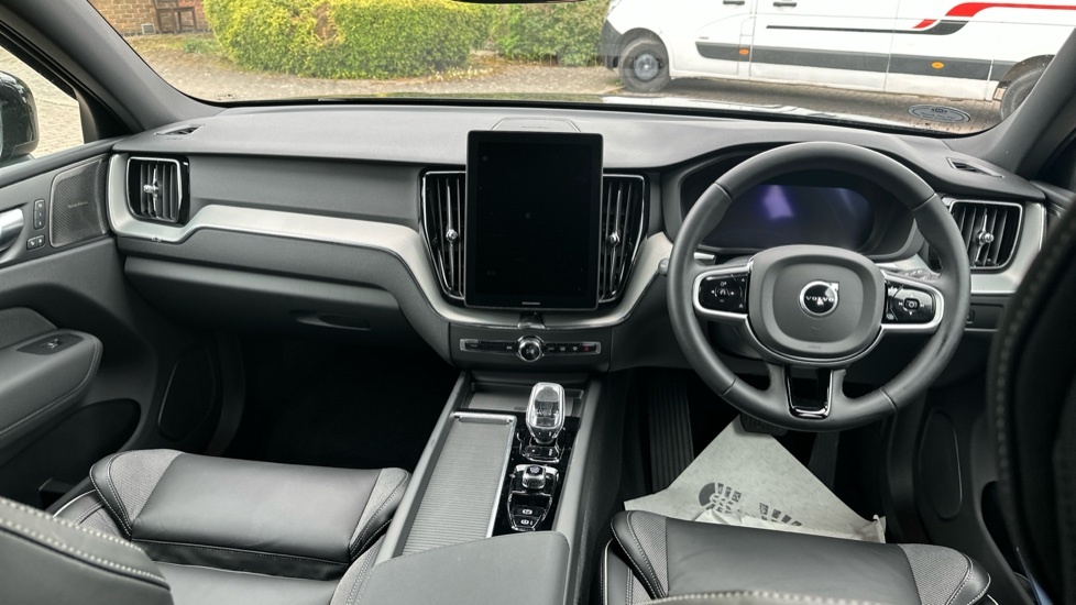 Volvo XC60 Black Edition Plus, B5 Awd Mild Hybrid, VK75XBT Black #5
