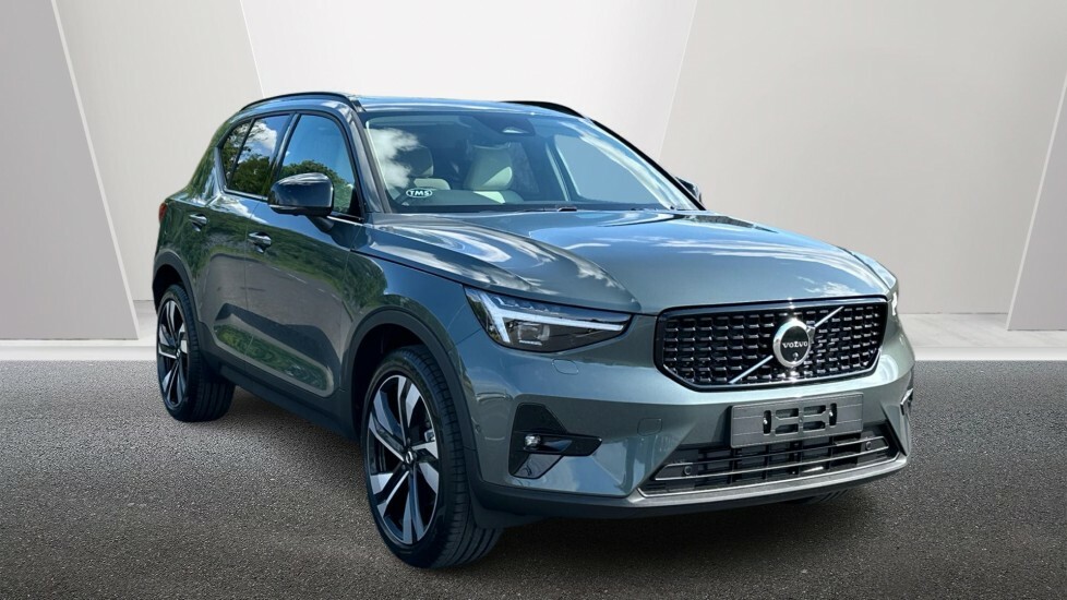 Volvo XC40 Ultra, B4 Mild Hybrid, Dark Blond Leathe