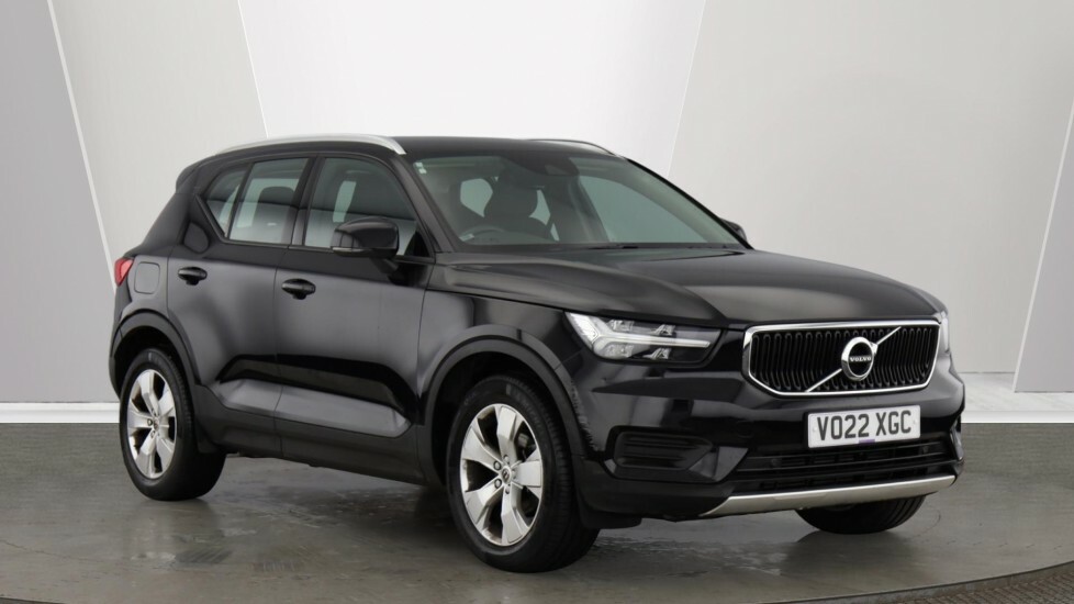 Volvo XC40 Momentum, T3 Black