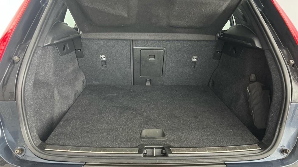Volvo XC40 Inscription, T3 YY22DZA Blue #5
