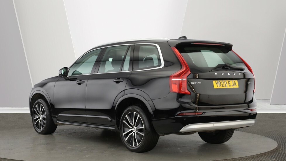 Volvo XC90 Momentum, B5 Awd Mild Hybrid, 7 Seats YR22EJA Black #3