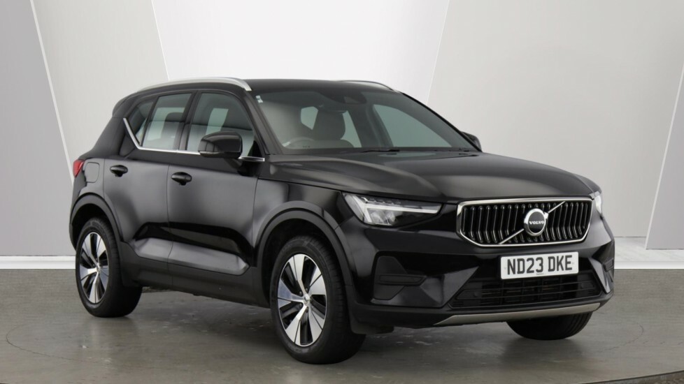Volvo XC40 Recharge Core, T4 Plug-in Hybrid, Black