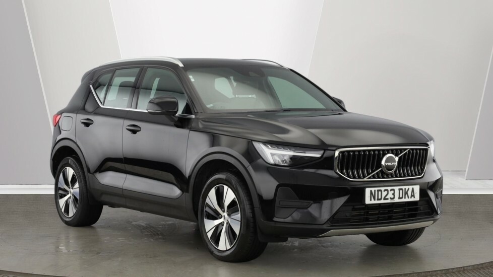 Volvo XC40 Recharge Core, T4 Plug-in Hybrid, Black