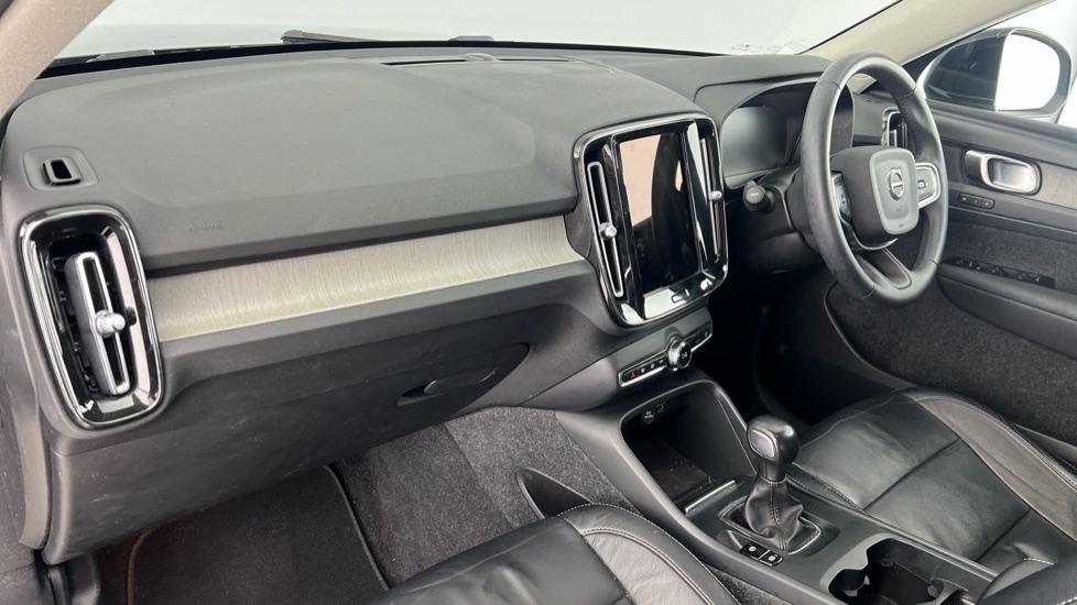 Volvo XC40 Inscription, T3 NL22KXE Black #6