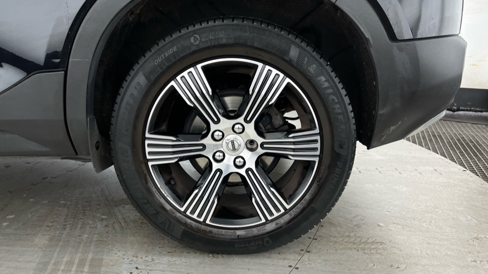 Volvo XC40 Inscription, T3 NA22TXB Black #4