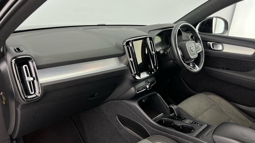 Volvo XC40 2.0 B3 Mhev Core Suv Hybrid Dct Eu NA23WBV Black #6