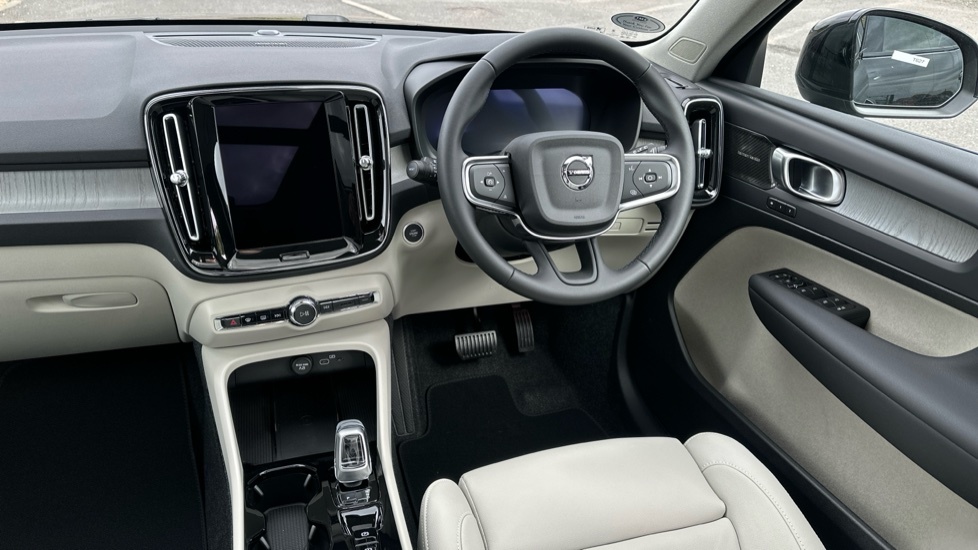 Volvo XC40 Ultra, B4 Mild Hybrid, Dark Blond Leathe FD26VCA Black #4