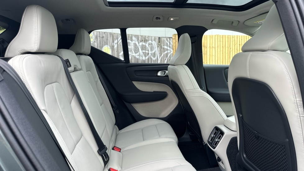 Volvo XC40 Ultra, B4 Mild Hybrid, Dark Blond Leathe FD26WWM #6