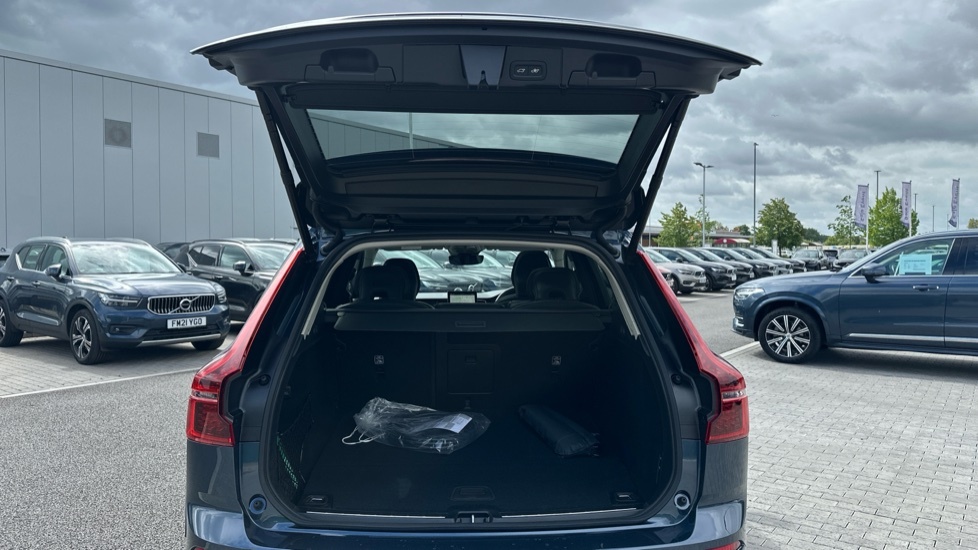 Volvo XC60 Ultra, T8 Awd Plug-in Hybrid, Dar FD26RNN Blue #6
