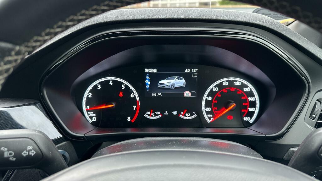 Ford Focus 2.3T Ecoboost St Euro 6 Ss Orange