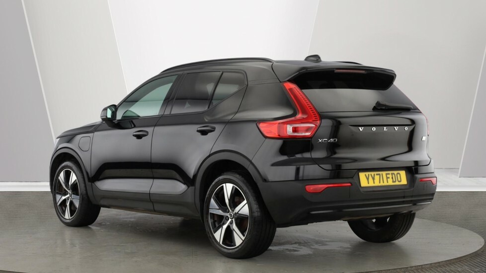 Volvo XC40 1.5H T4 Recharge 10.7Kwh R-design Suv P YY71FDO Black #3