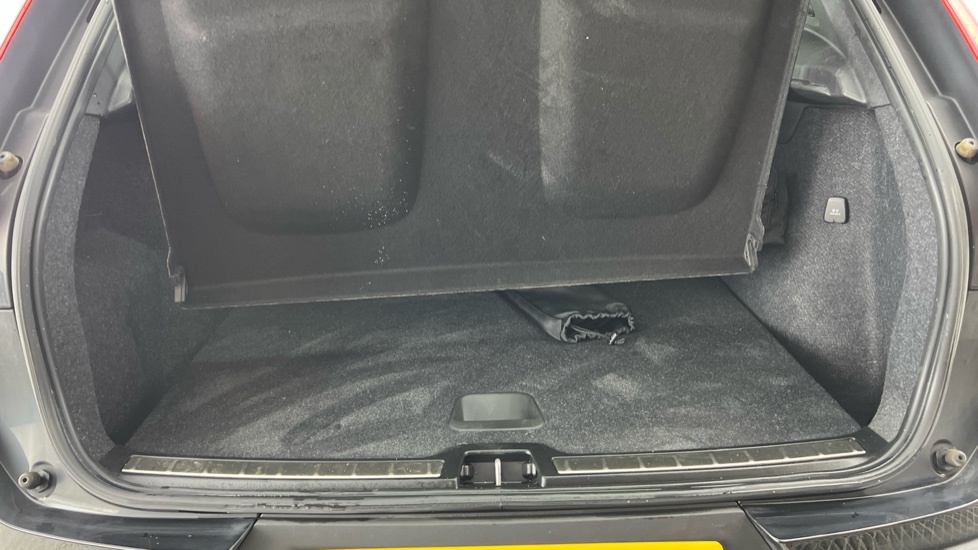 Volvo XC40 Inscription, T3 Blond Leather YR22GDV Black #5