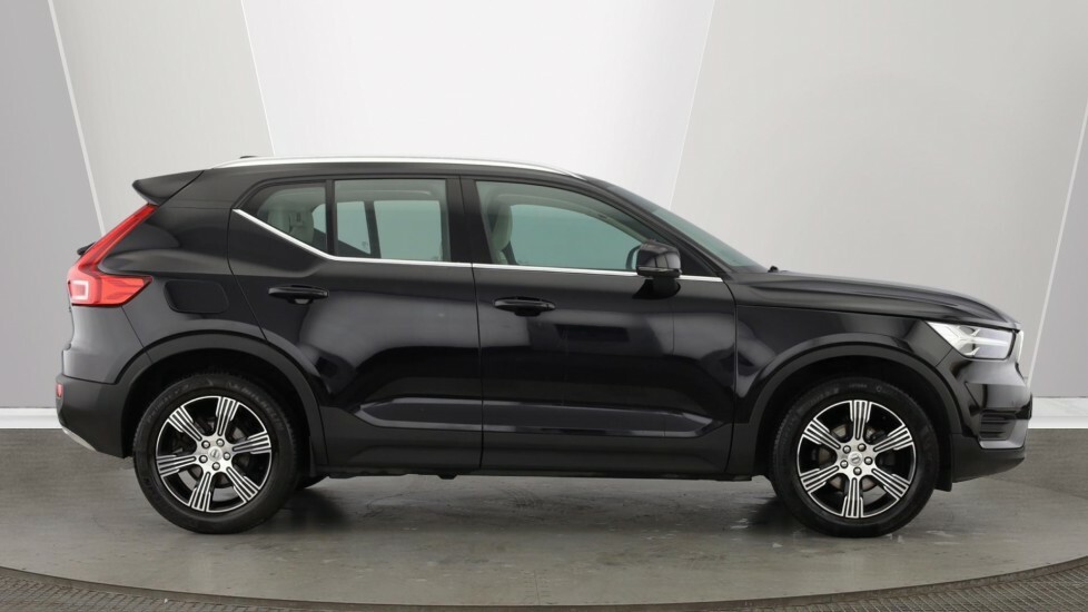Volvo XC40 Inscription, T3 Blond Leather YR22GDV Black #2