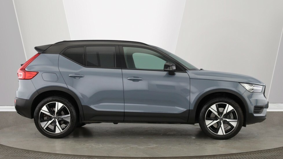Volvo XC40 Recharge R-design, T4 Plug-in Hybrid YB71PKK Grey #2