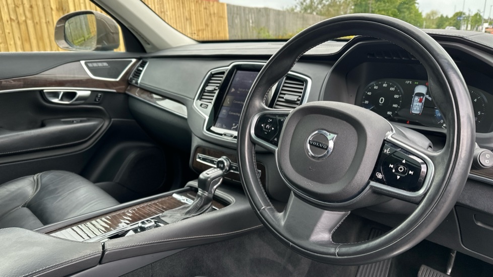 Volvo XC90 2.0 D5 Inscription Geartronic 4Wd Euro 6 Ss YO65EWS Brown #3
