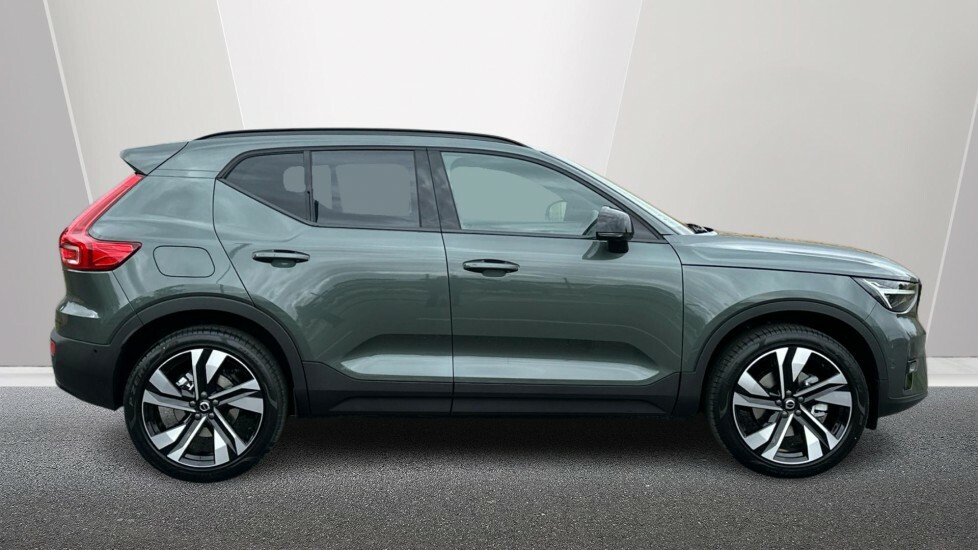 Volvo XC40 Ultra, B4 Mild Hybrid, Dark Forest Lake FD26YDH #3